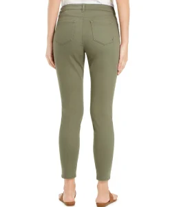 Women's Curvy-Fit Skinny Fashion Jeans