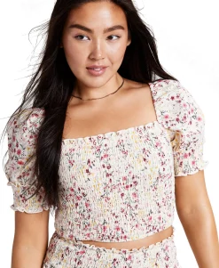 Women's Ditsy Floral-Print Smocked Top