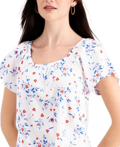 Women's Petite Pleated Floral-Print Top