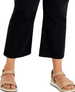 Women's Plus Kick Crop Jeans