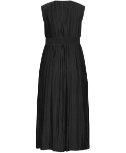 Women's Plus Perfect Pleat Dress
