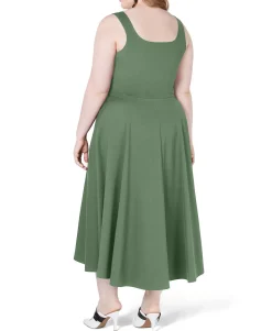 Women's Plus Sleeveless Fit & Flare Midi Dress