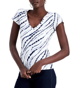 Women's Printed V-Neck T-Shirt