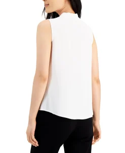 Women's Sleeveless Pleat V-Neck Top